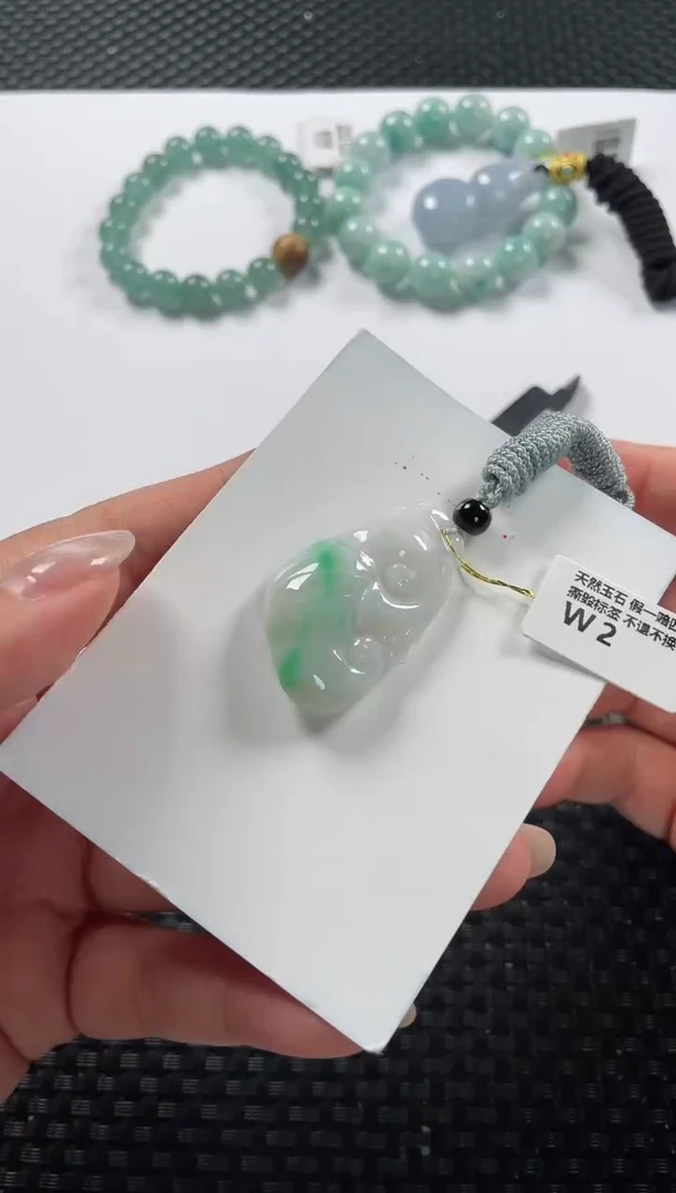 颈饰未镶嵌翡翠基地发货H 8035