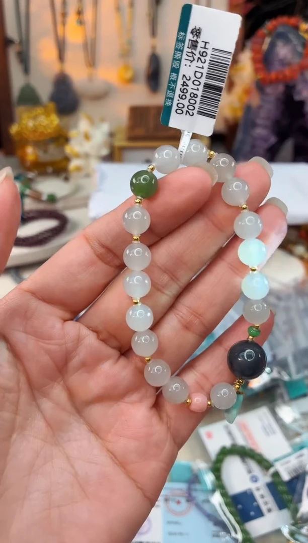 未镶嵌和田玉手饰@@H921D018002