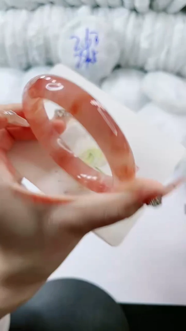 【闪购商品】石英质玉手镯未镶嵌多样性发货L637