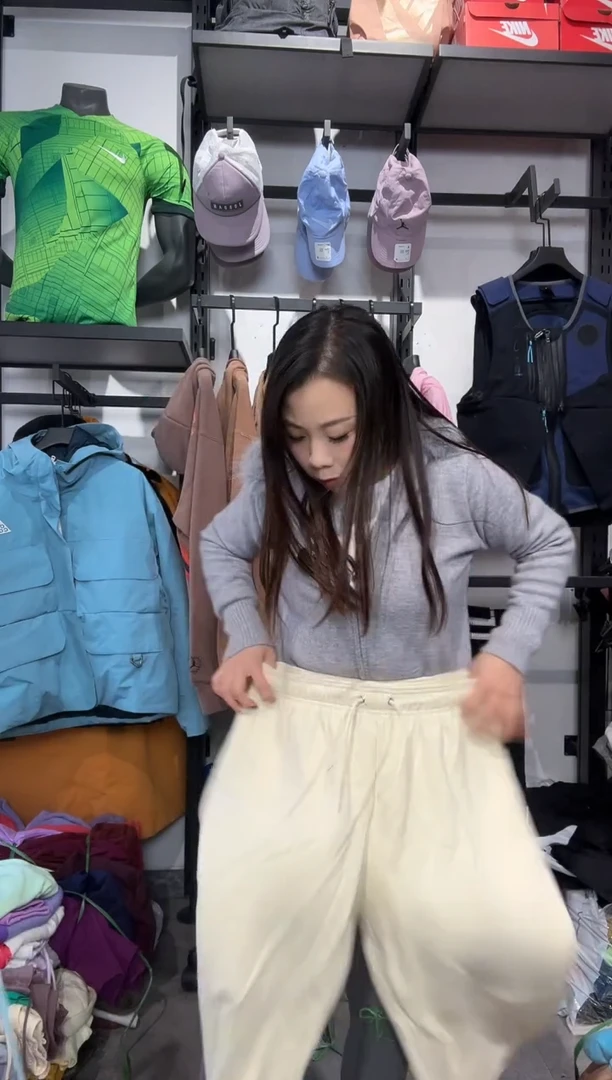 1669编码 瑕疵款直播间过款为准 尺码  M