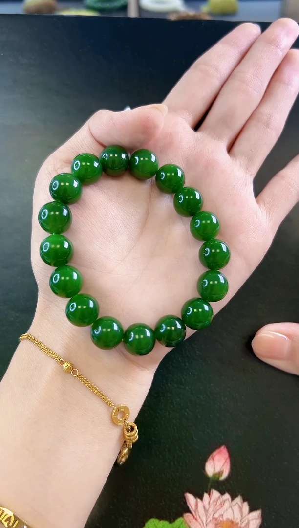 未镶嵌手串和田玉是**呀手串