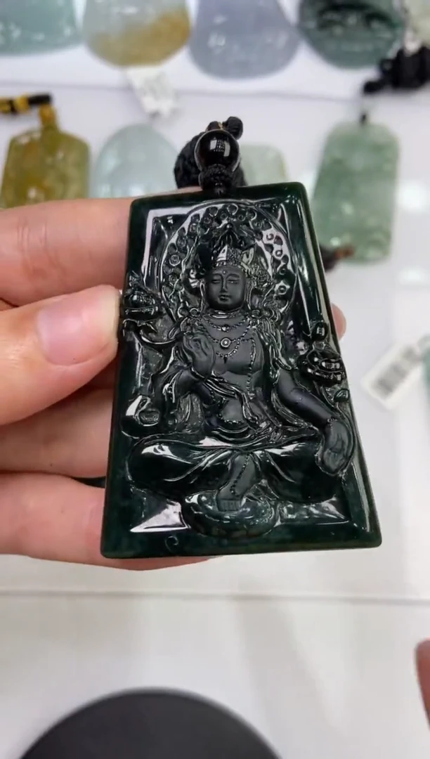 翡翠挂件未镶嵌290425