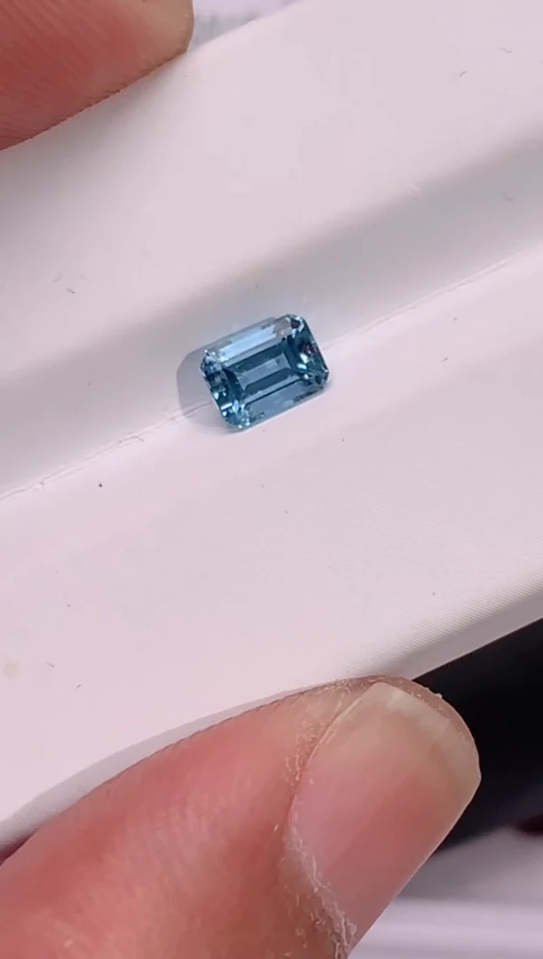 海蓝宝石裸石未镶嵌0.70-699天然海蓝宝