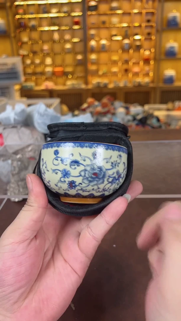 瓷片 青花黄汝铜钱杯带包