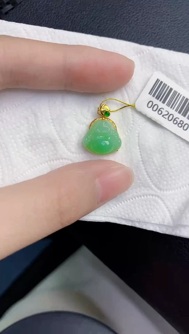 颈饰18K金镶嵌翡翠天然翡翠缅甸A货