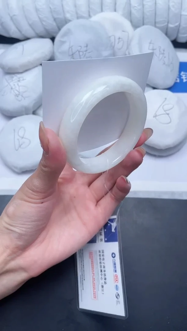 未镶嵌手镯和田玉37-57BK