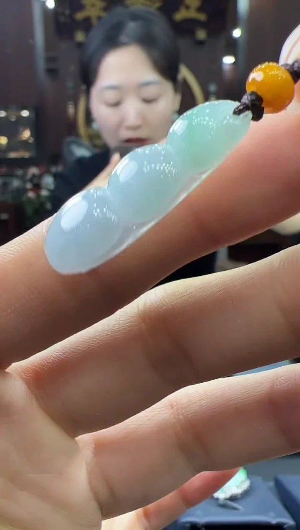 【闪购商品】翡翠挂件未镶嵌豆子手机挂