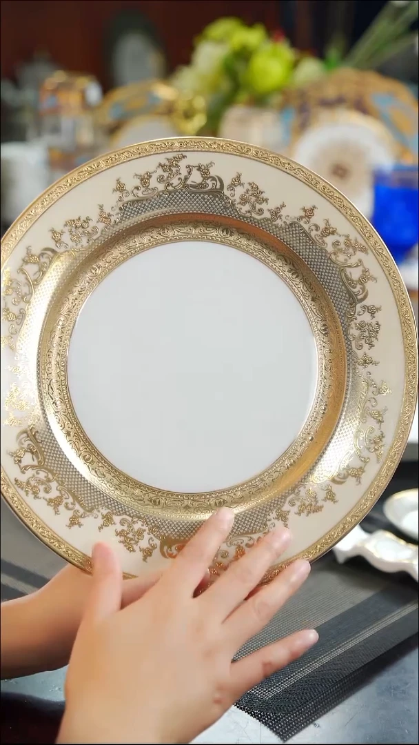 瓷片10.5英寸平盘1个 客户标