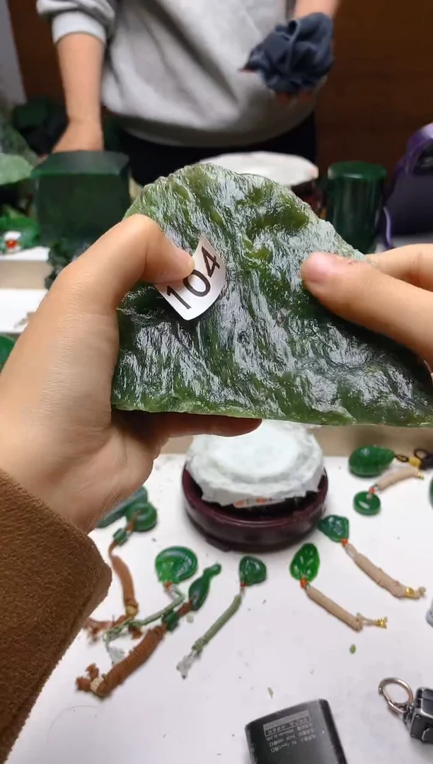 未镶嵌和田玉珠宝半成品1