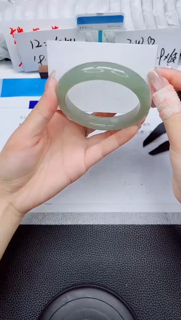 石英质玉手镯未镶嵌A160-60