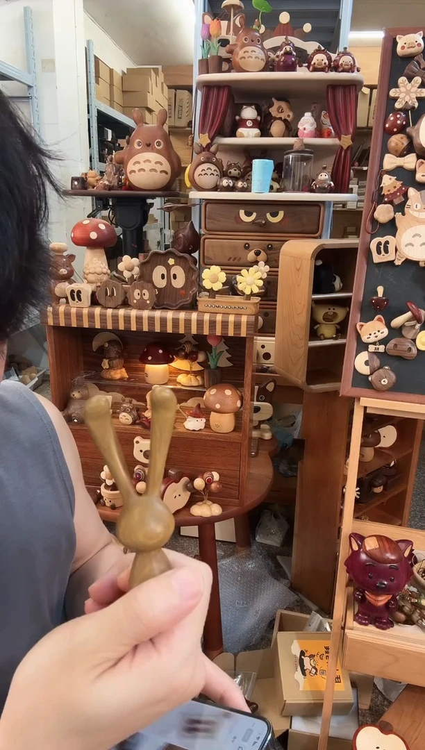 木微瑕绿檀按摩兔（带盒子）