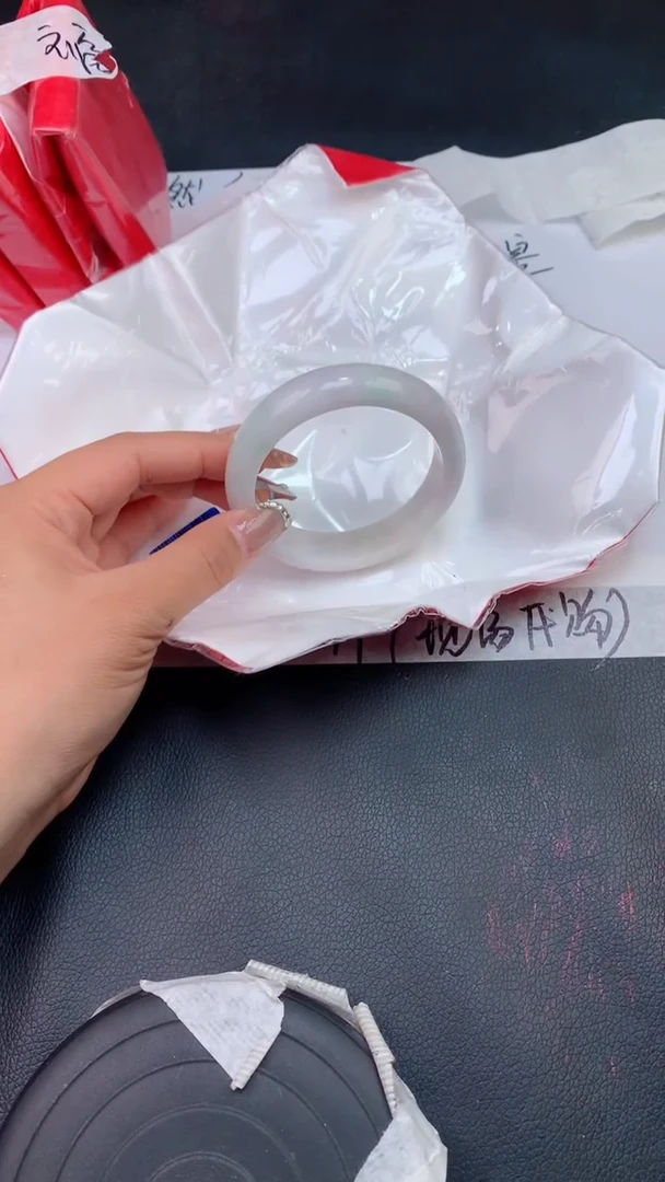 【闪购商品】翡翠手镯未镶嵌天然缅甸A货翡翠手镯