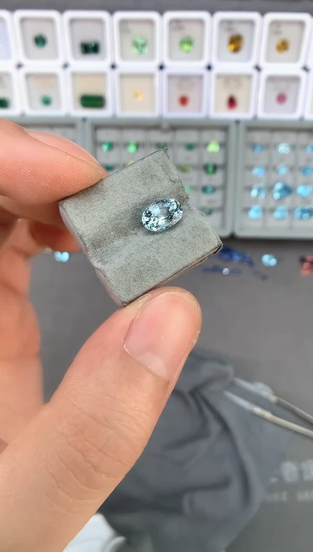 【闪购商品】定制海蓝宝石裸石未镶嵌1.55ct