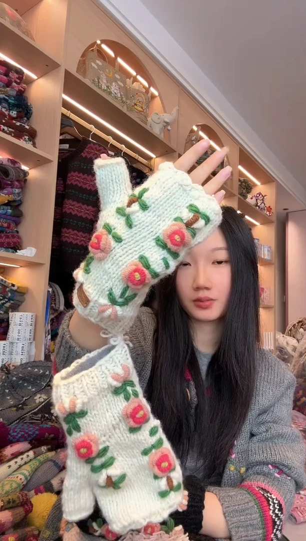 羊毛白色半指手套