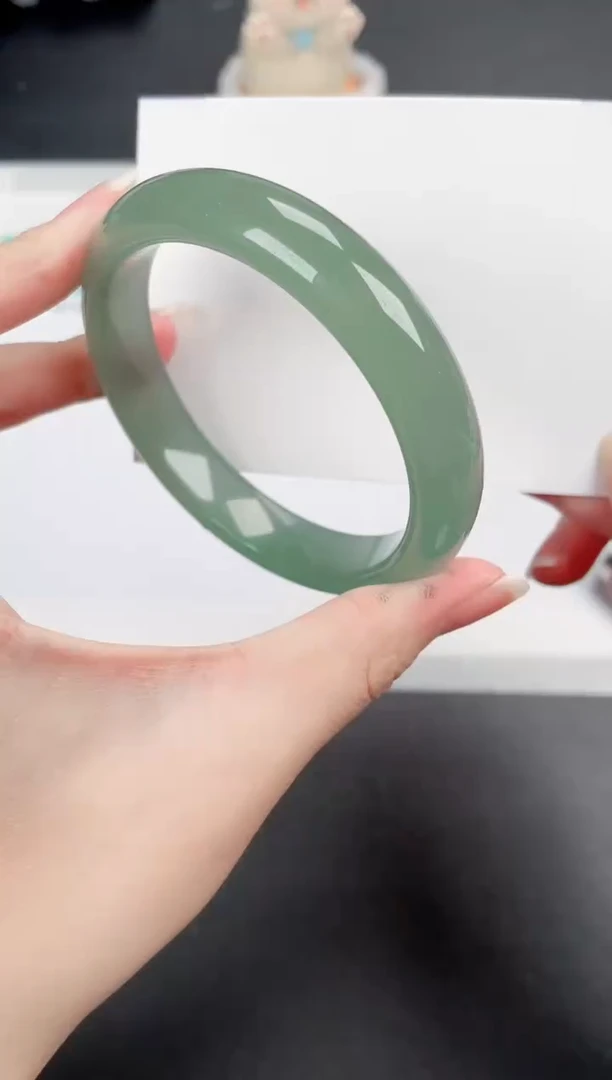 石英质玉手镯未镶嵌364-60