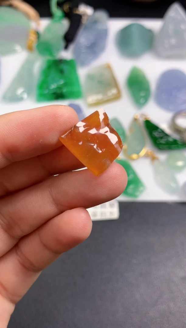 未镶嵌定制翡翠