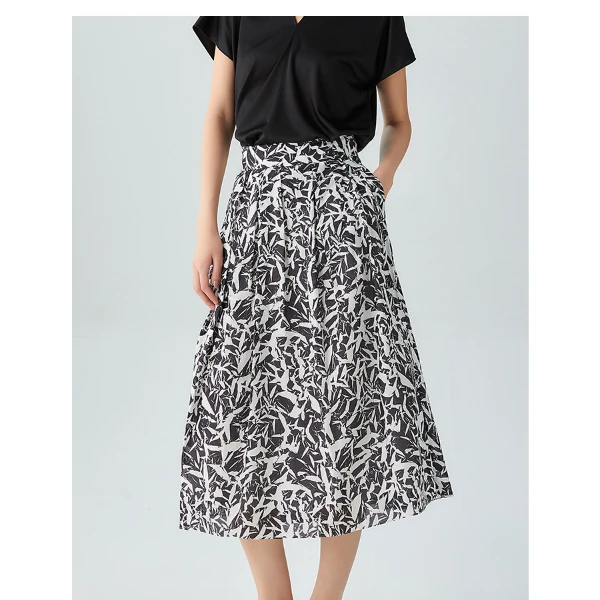 YI玄墨黑竹叶印花A型半裙YSK22194HCPR0B4