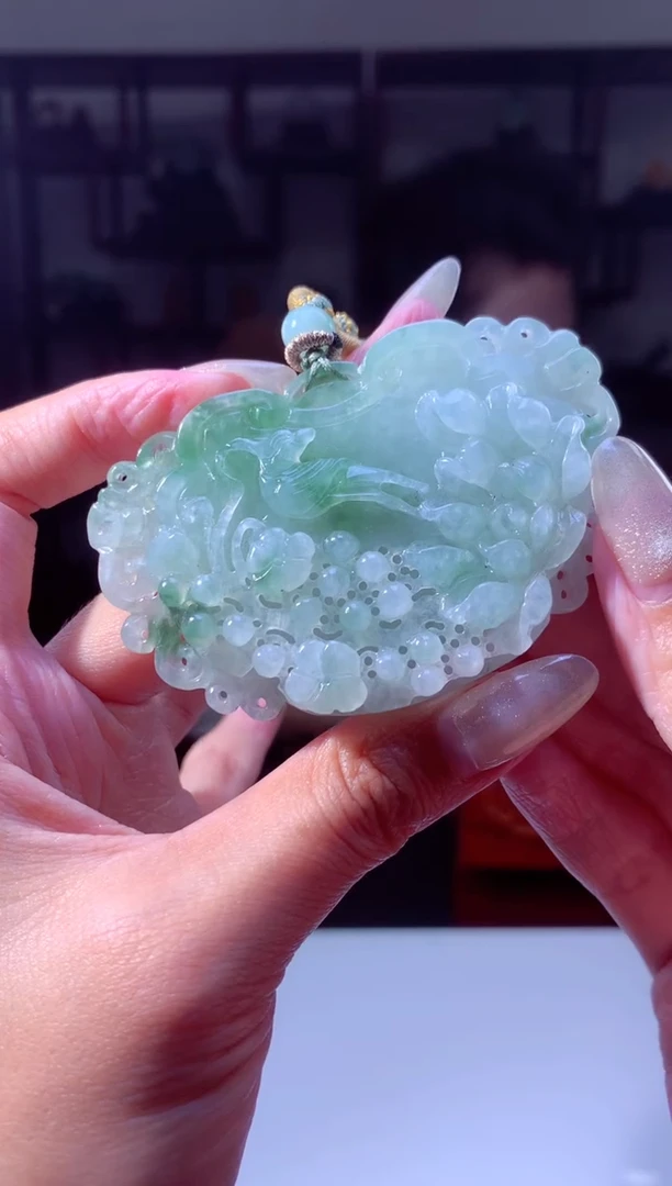 【闪购商品】定制翡翠未镶嵌挂件发货（拍一发一）