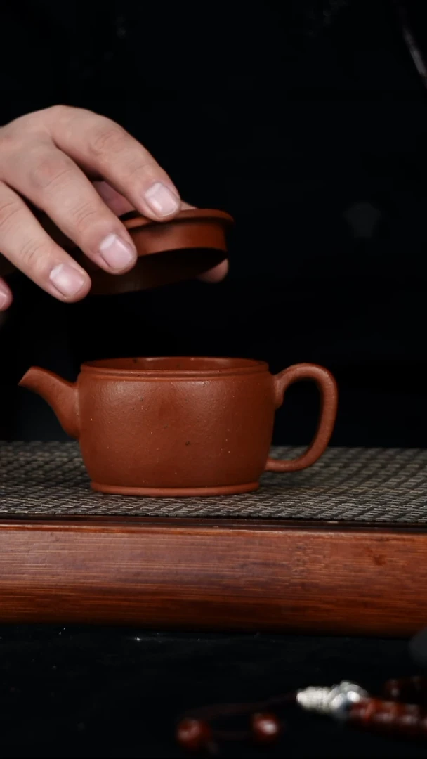 茶壶紫砂原矿生砂朱泥汉瓦200cc
