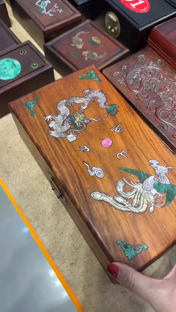 【闪购商品】贡木龙凤呈祥螺钿首饰盒