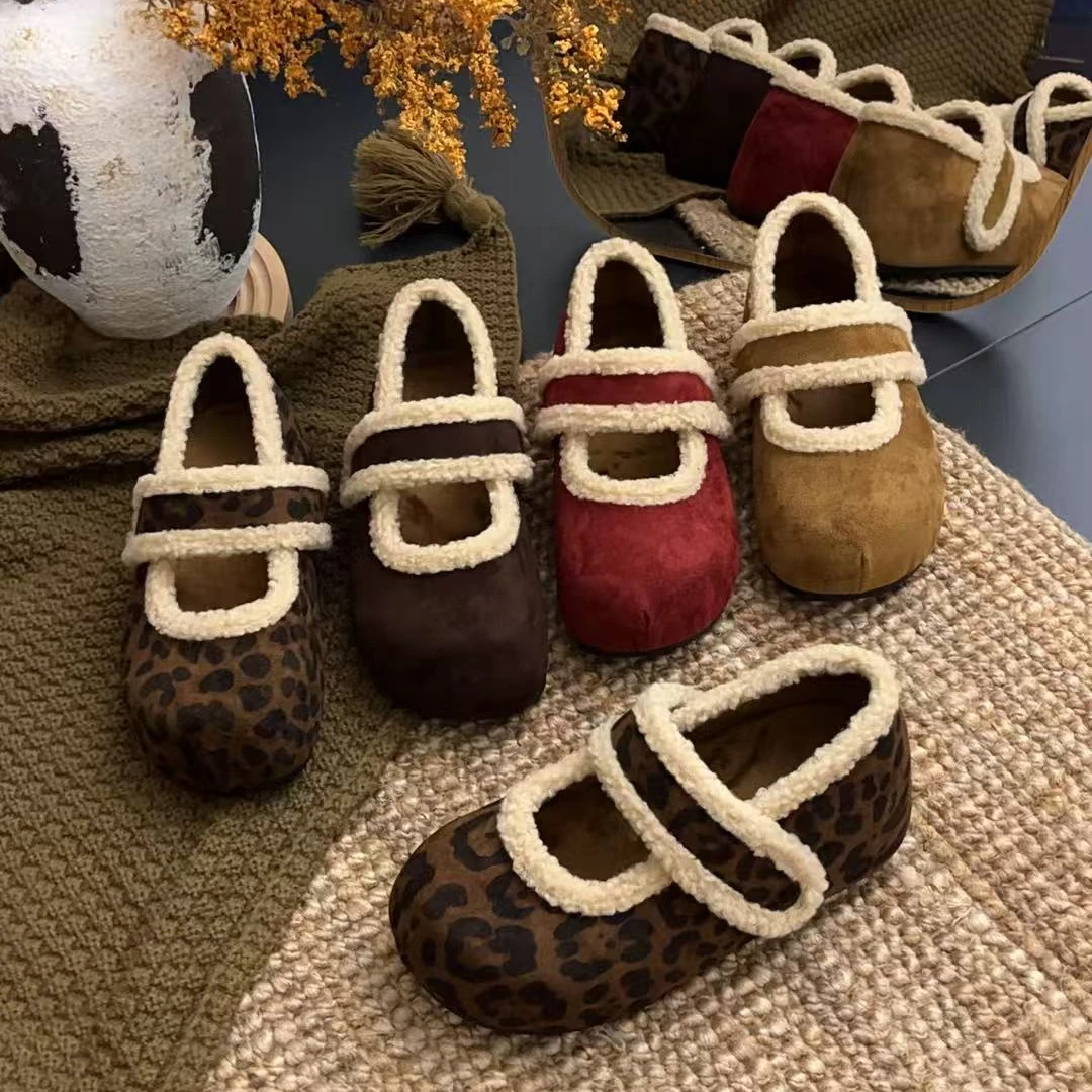 超火冬季加厚新款一字带魔术贴设计简约高级外穿女玛丽珍勃肯女鞋