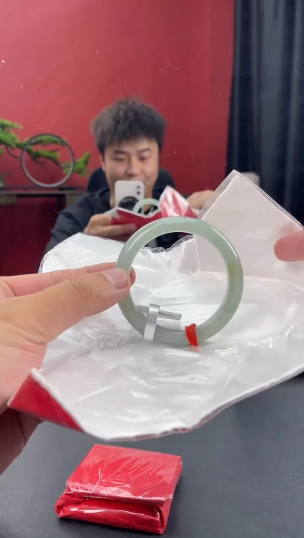 未镶嵌手镯翡翠9