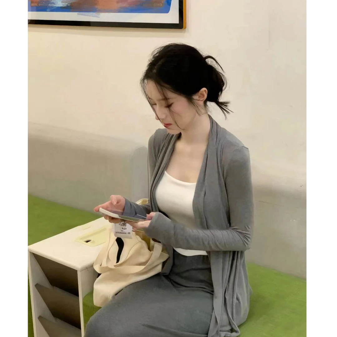 刘亦菲同框灰色休闲长袖开衫外套高腰显瘦包臀长裙带胸垫内搭套装