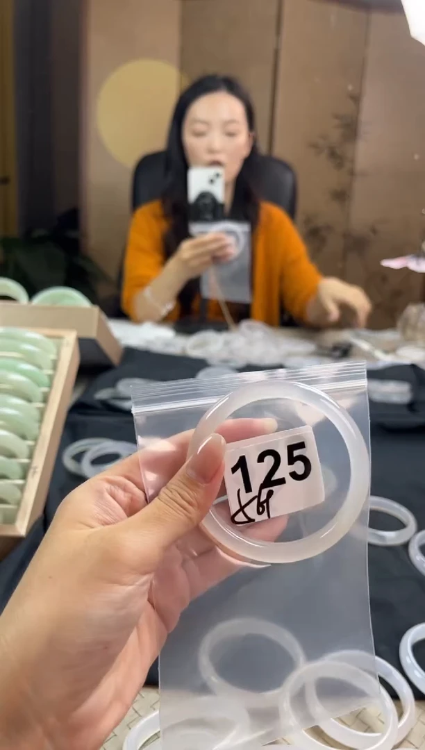 手镯玛瑙/玉髓未镶嵌125