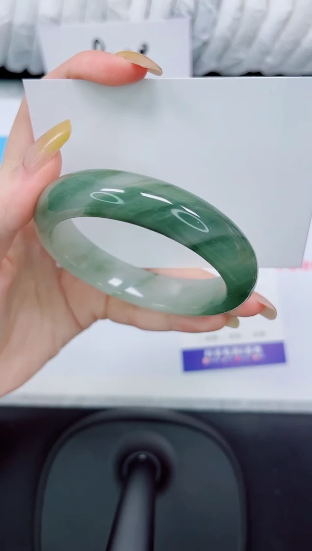 石英质玉手镯未镶嵌33