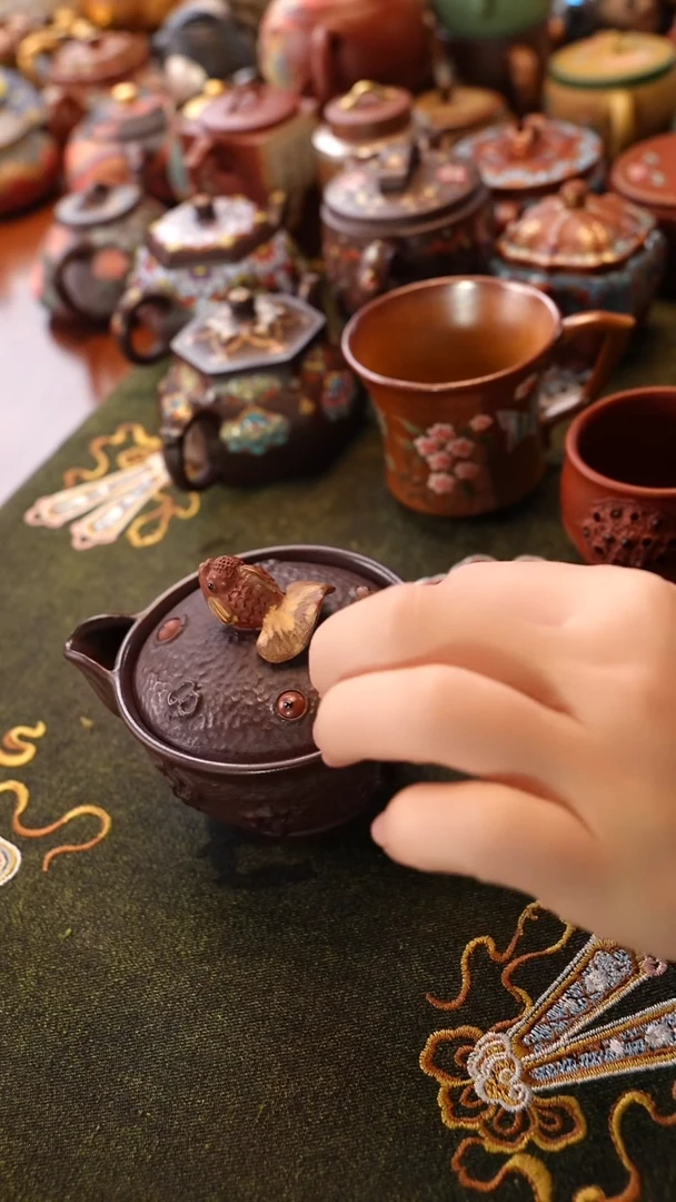 茶壶紫砂锦鲤手抓