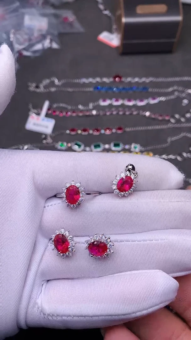 【闪购商品】红宝石套装银S925镶嵌.....