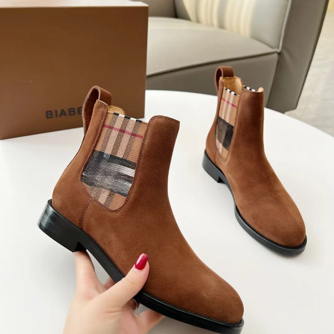 新款真皮短靴切尔西烟筒靴马丁靴一脚蹬松紧时尚舒适百搭防滑女靴