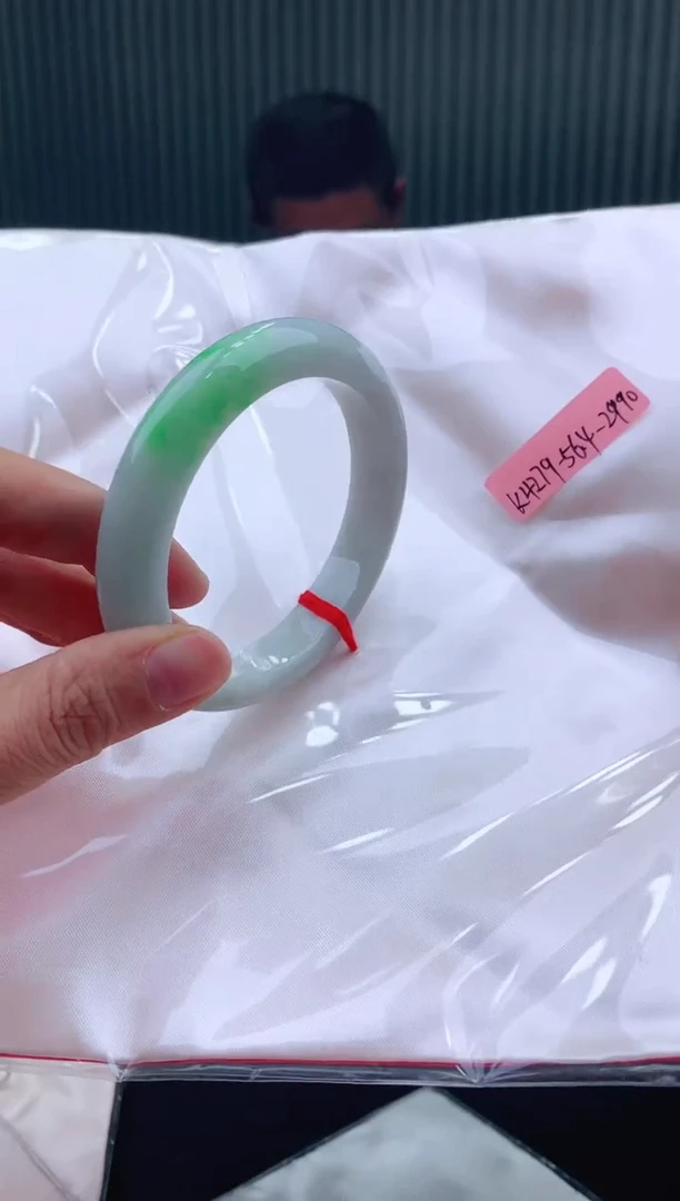 未镶嵌手镯翡翠56