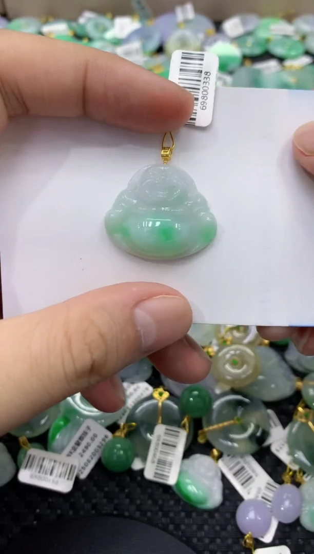 颈饰18K金镶嵌翡翠天然缅甸翡翠A货