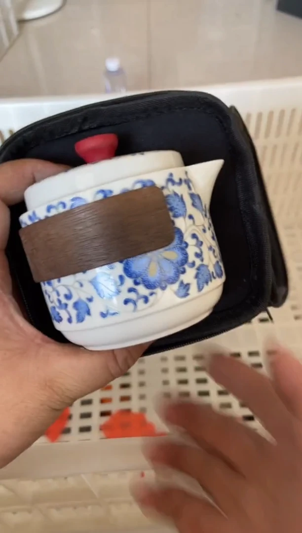 杯无运费险有瑕疵的摄影的产品有使用过的痕迹有点脏介意勿拍