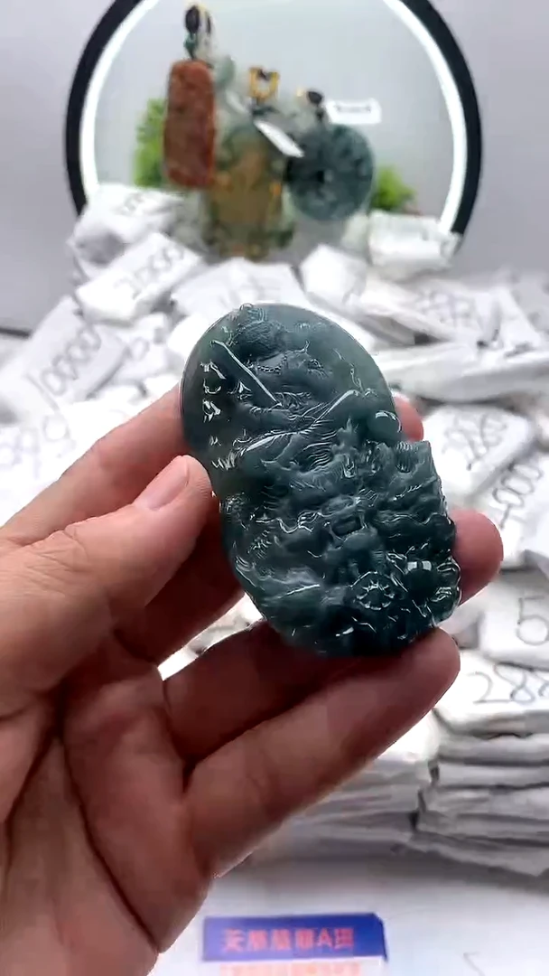 【闪购商品】翡翠颈饰未镶嵌虚空藏