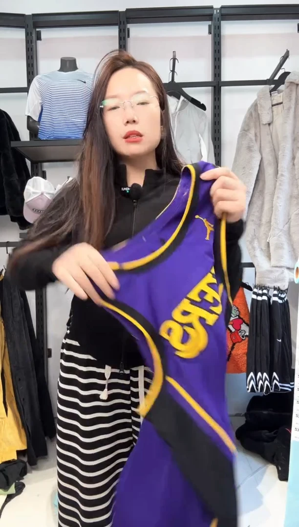 2335 编码  瑕疵直播间过款为准 尺码