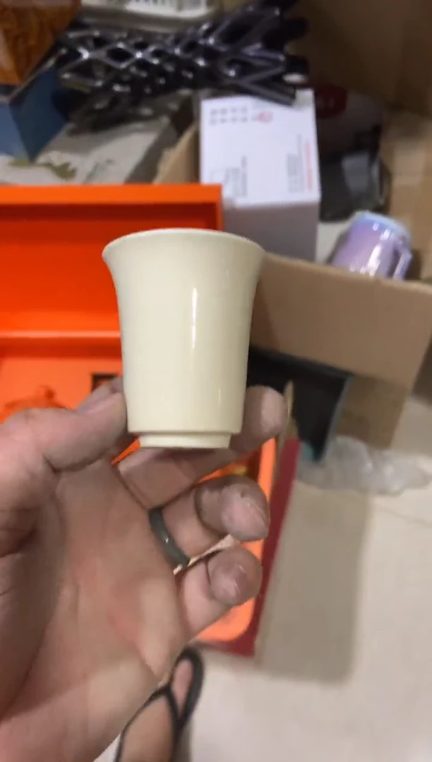 杯无运费险有瑕疵的摄影的产品有使用过的痕迹有点脏介意勿拍