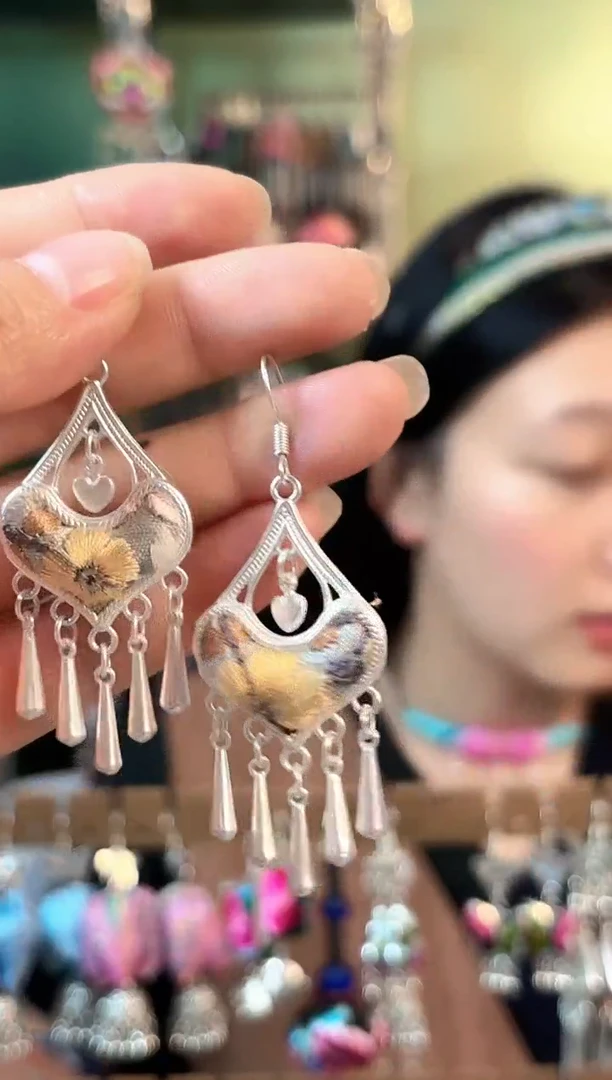 织绣彩云南阁非遗老绣222