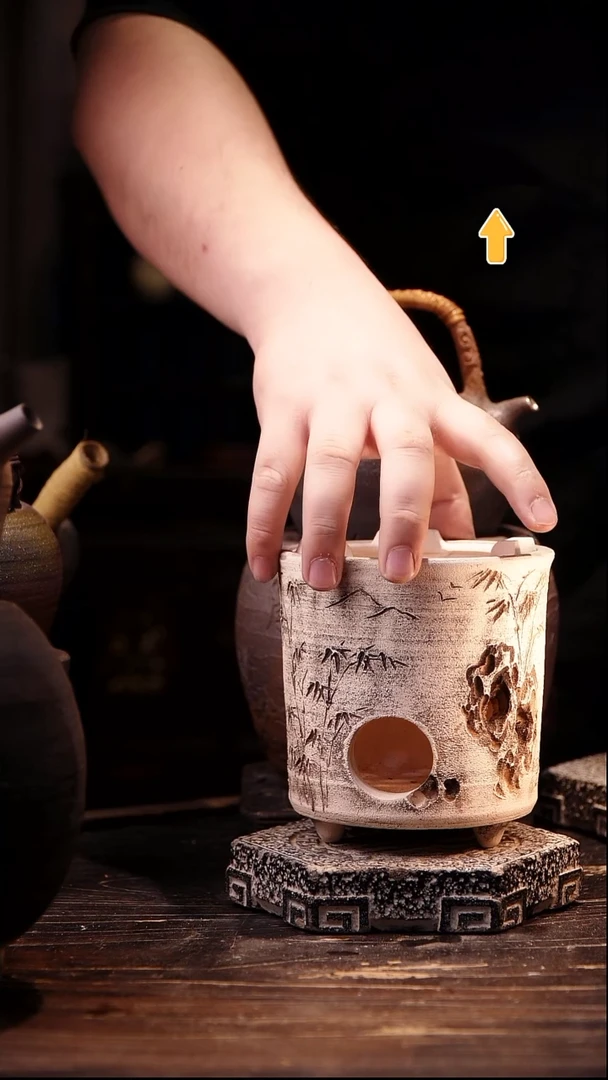 畫*纯手工白泥雕刻炉