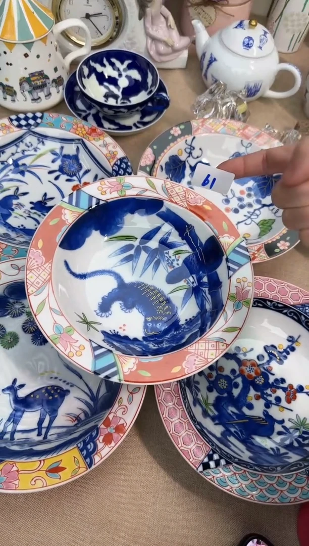 瓷片泡泡家的瓷器真好看