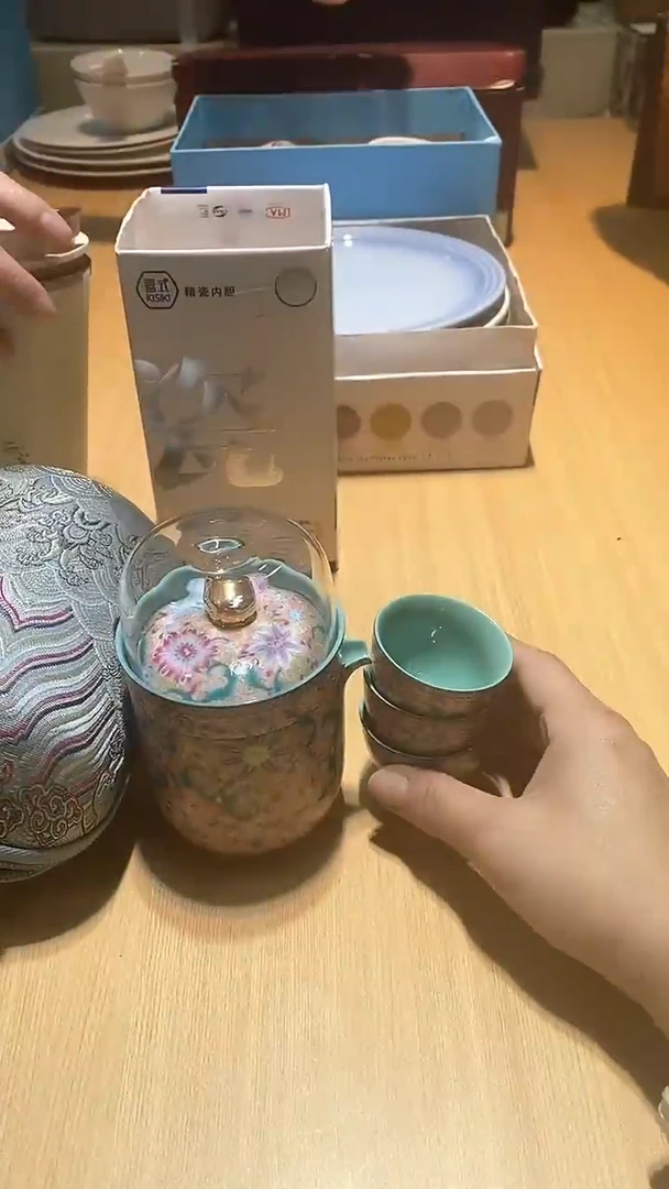 【闪购商品】瓷片锅碗瓢盆一件不剩