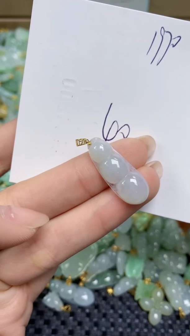 【闪购商品】翡翠挂件18K金镶嵌天然缅甸A货翡翠