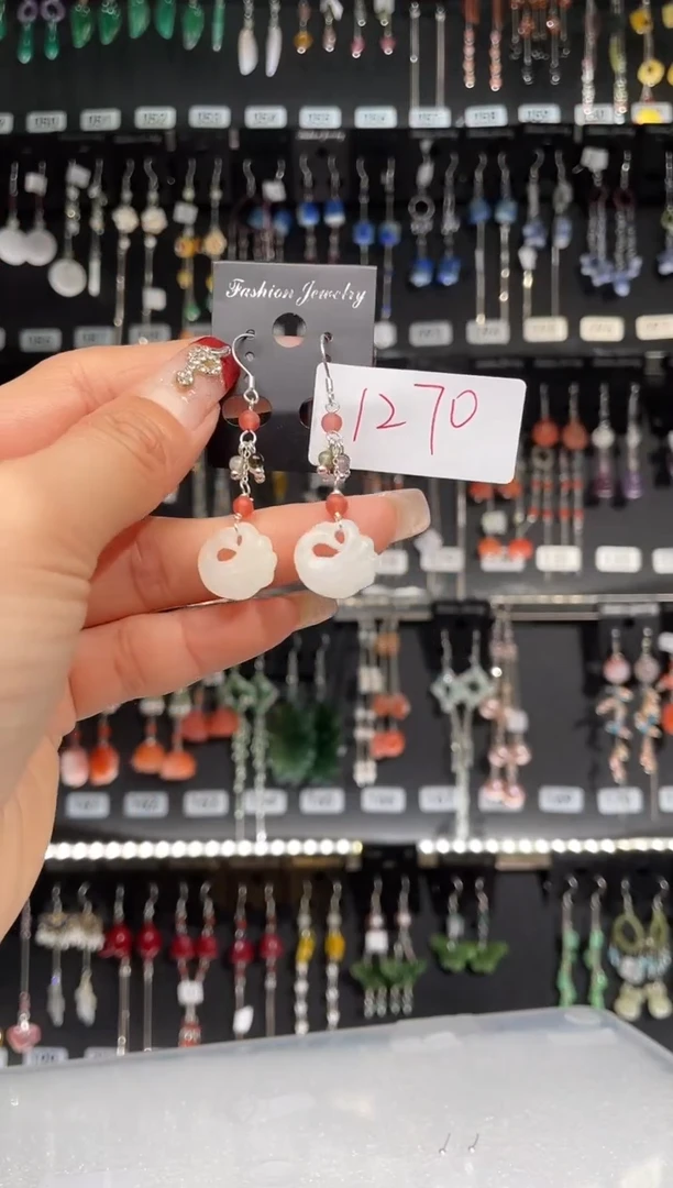 【闪购商品】紫晶耳饰银S925镶嵌喜欢拍