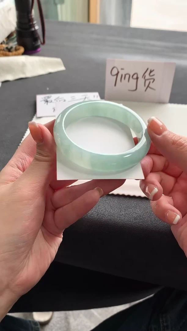 【闪购商品】翡翠手镯未镶嵌56.3正圈A7380买断