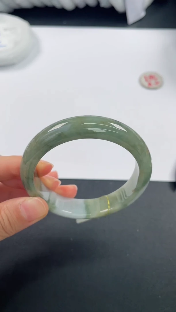 未镶嵌手镯翡翠8345 55+ 有纹裂