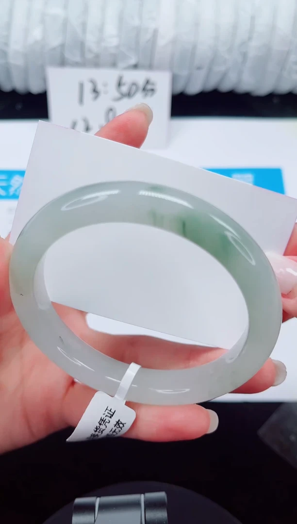 未镶嵌手镯石英质玉274-60/61