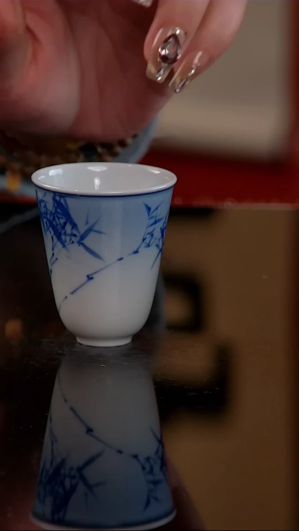 抖*号高金堂作青花清风明月闻香杯