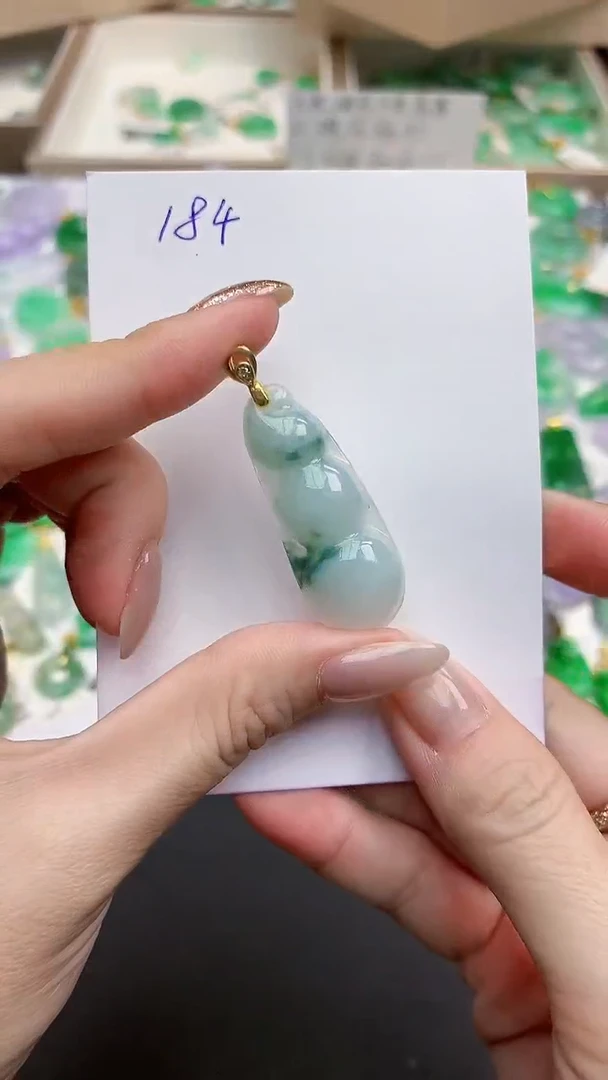 颈饰未镶嵌翡翠天然缅甸A货翡翠