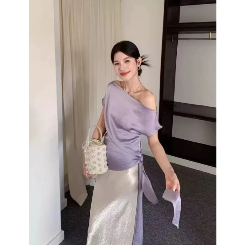 法式斜肩缎面宽松短袖T恤女2025夏天飘带小衫设计感复古气质上衣